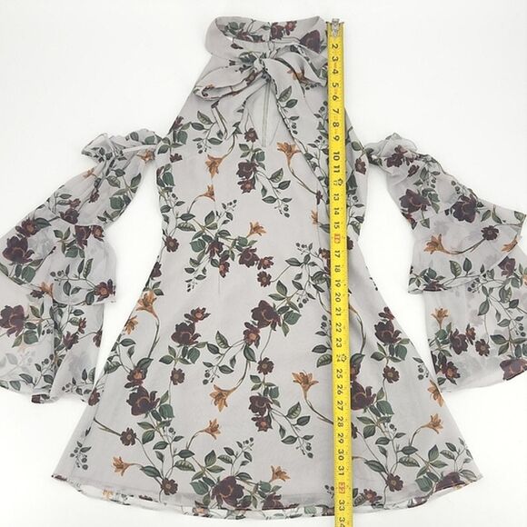 Keepsake Twilight Dreams Mini Dress Small Women Gray Garden Floral Cold Shoulder - Picture 9 of 11